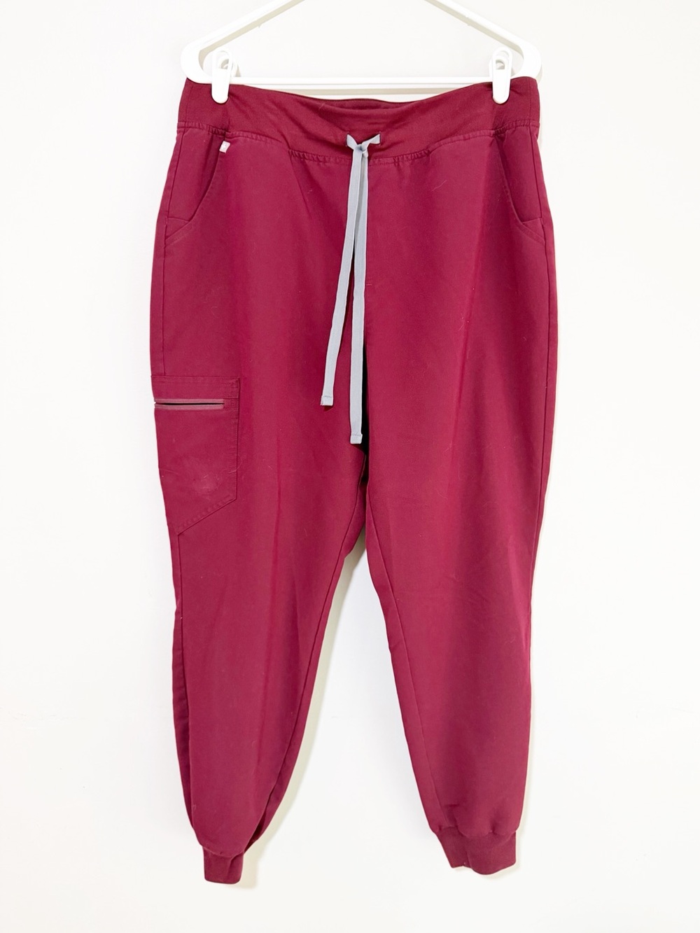 Figs zamora jogger scrub pants maroon size extra large